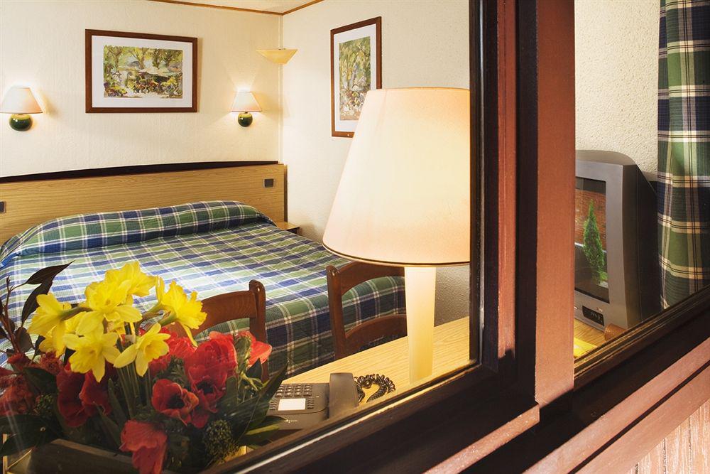 กีริยาด ชาโตรู - แซ็งโมร์ Hotel Saint-Maur  ห้อง รูปภาพ